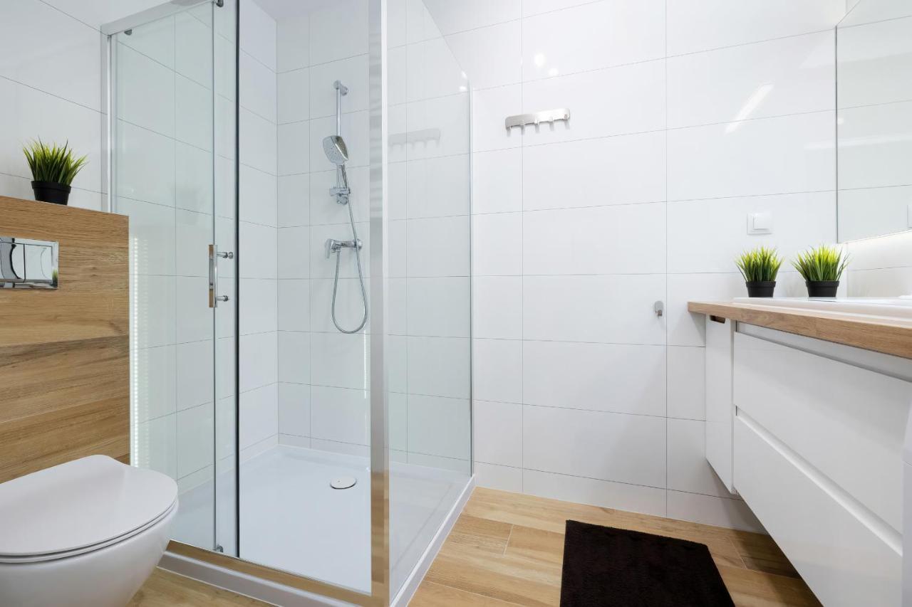 Apartamenty Platany Z Parkingiem By Noclegi Renters Kolobrzeg Ngoại thất bức ảnh