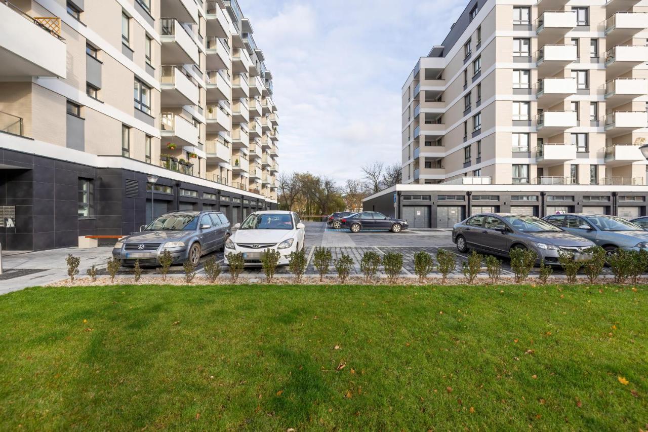 Apartamenty Platany Z Parkingiem By Noclegi Renters Kolobrzeg Ngoại thất bức ảnh