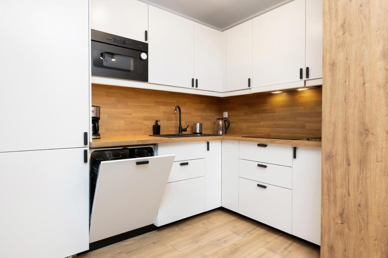 Apartamenty Platany Z Parkingiem By Noclegi Renters Kolobrzeg Ngoại thất bức ảnh