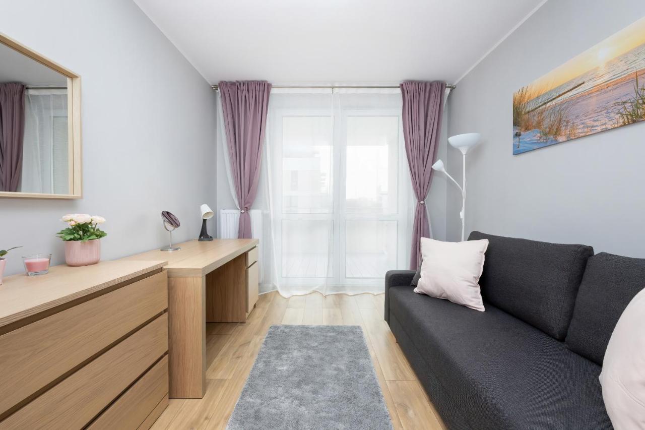 Apartamenty Platany Z Parkingiem By Noclegi Renters Kolobrzeg Ngoại thất bức ảnh