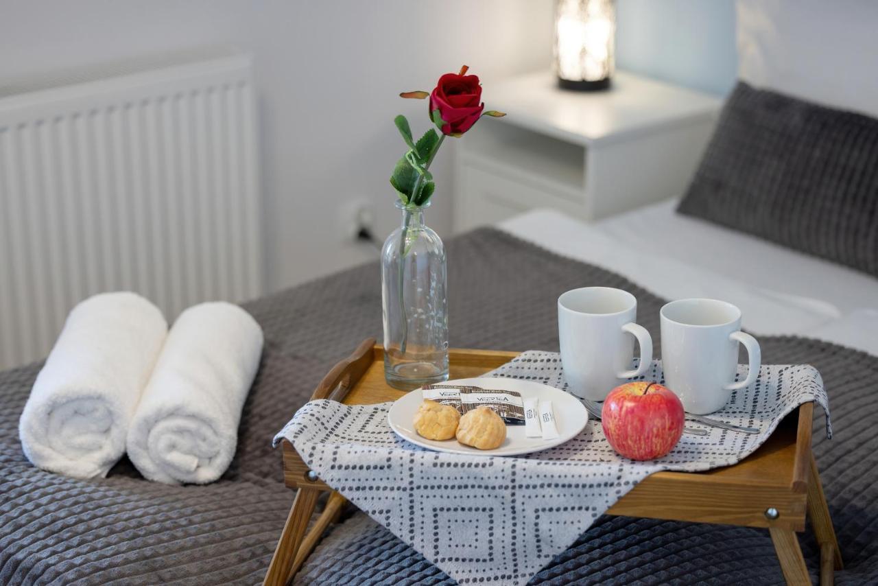 Apartamenty Platany Z Parkingiem By Noclegi Renters Kolobrzeg Ngoại thất bức ảnh