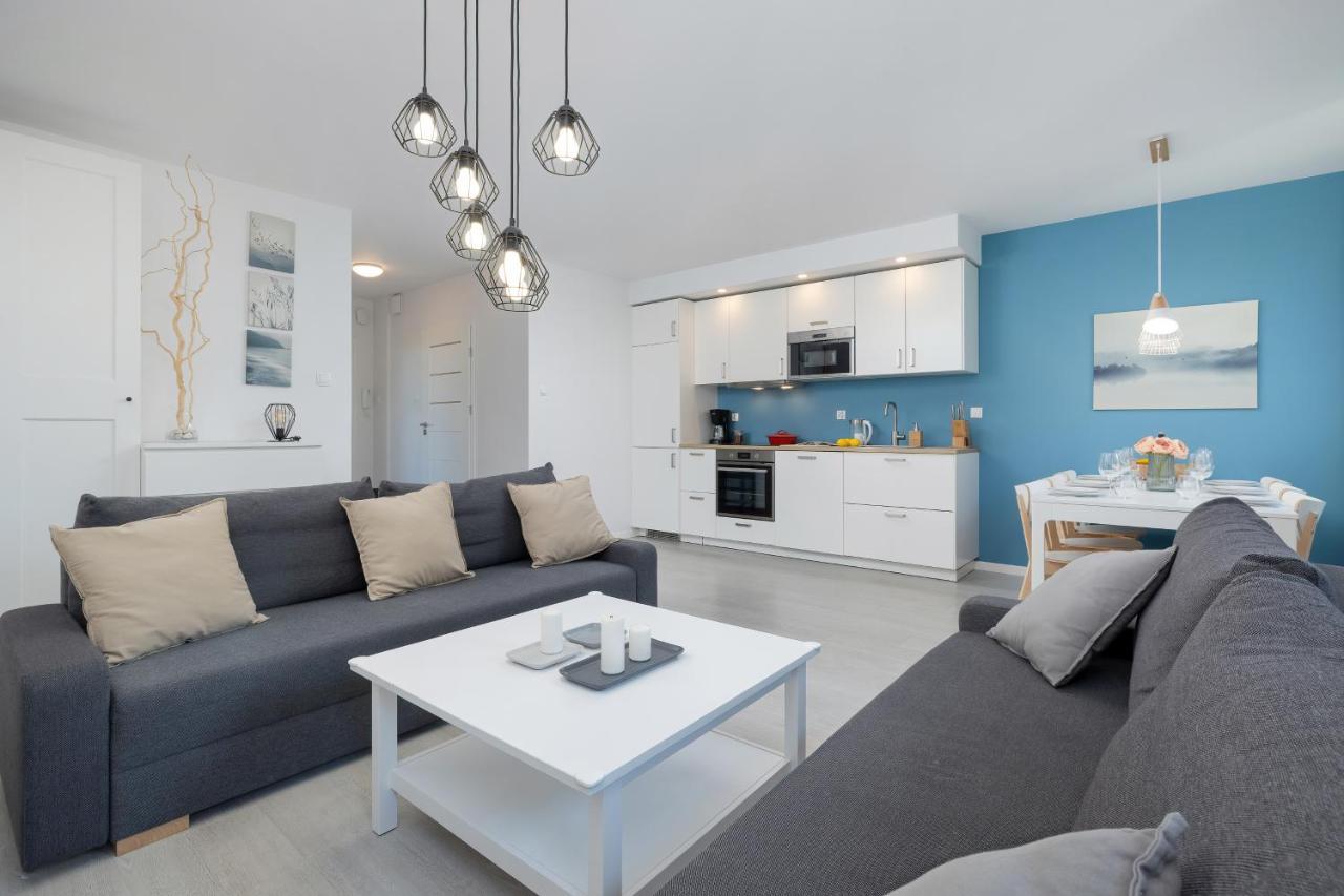 Apartamenty Platany Z Parkingiem By Noclegi Renters Kolobrzeg Ngoại thất bức ảnh